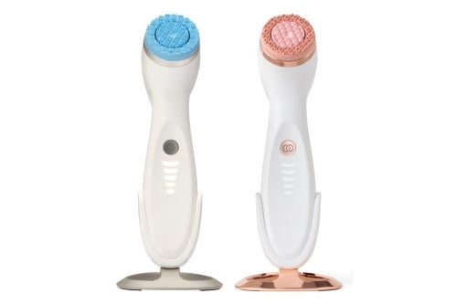 nuskin-lumispa-io-devices-in-blue-and-rose-gold nuskin-lumispa-io-devices-in-blue-and-rose-gold